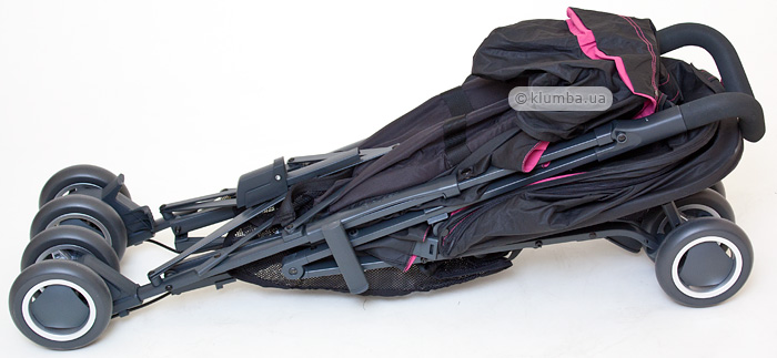 Сложенная коляска Cybex Onyx