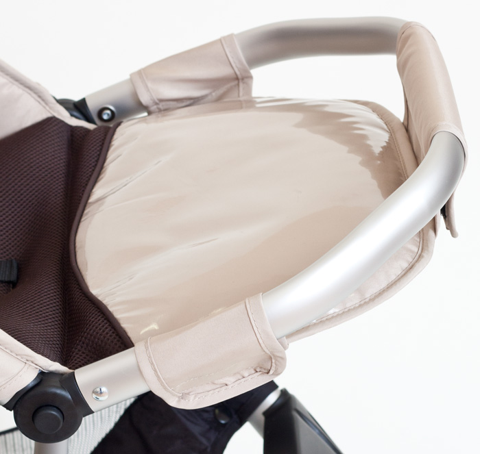 Поднятая подножка коляски ABC Design Cobra 2 в 1