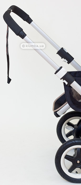 Верхнее положение ручки коляски для двойни Bugaboo Donkie Twin