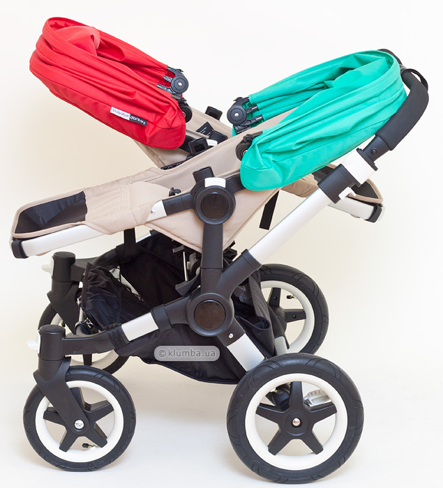 Наклоненные спинки сидений коляски для двойни Bugaboo Donkie Twin