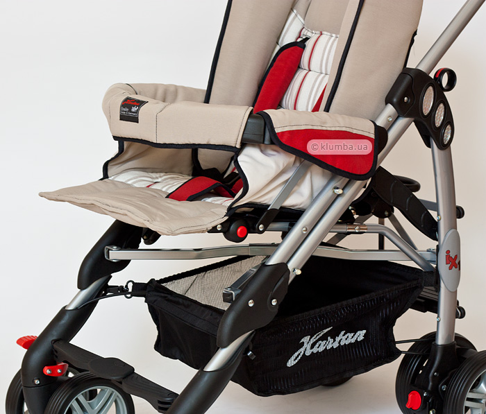 Поднятая подножка коляски Hartan Buggy iX1