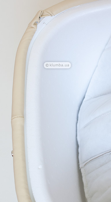 Пенопластовая вставка в люльке коляски Peg-Perego Culla