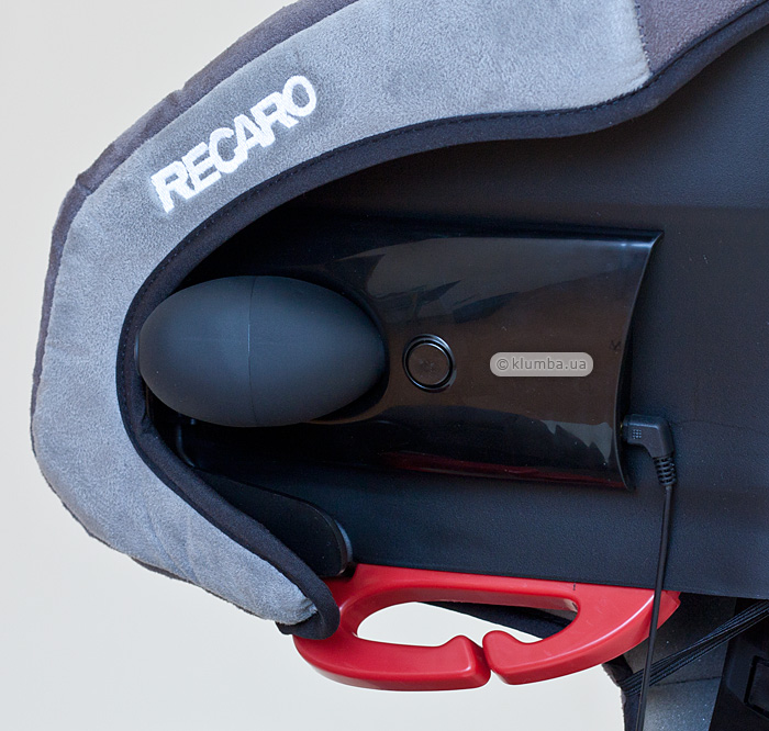 Регуляция подушечки у автокресла Recaro Monza Seatfix