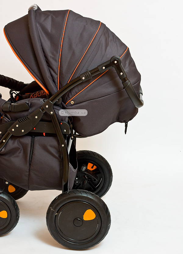 Коляска  Tutis Zippy 2 в 1. Обзор