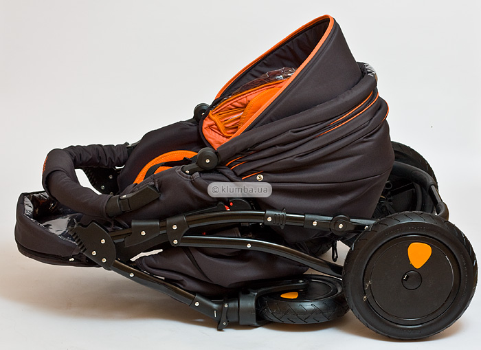Коляска  Tutis Zippy 2 в 1. Обзор